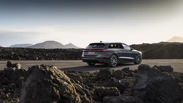 Audi A6 Avant e-tron S line car desktop wallpaper for PC