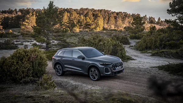 Audi Q5 TFSI quattro S line car desktop wallpaper for PC