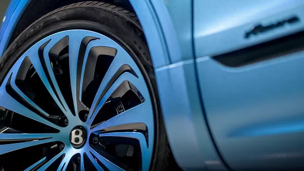 Bentley Bentayga EWB Azure One of One for the Pecks by Mulliner car desktop wallpaper for PC