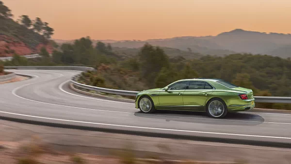 Bentley Flying Spur Speed car desktop wallpaper for PC