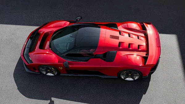 Ferrari F80 car desktop wallpaper for PC