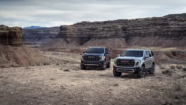 GMC Yukon AT4 Ultimate car desktop wallpaper for PC