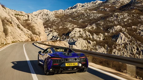 McLaren Artura Spider car desktop wallpaper for PC