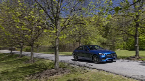 Mercedes-Benz C 300 4MATIC AMG Line US-spec car desktop wallpaper for PC