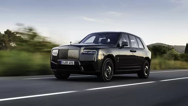 Rolls-Royce Black Badge Cullinan Captain car desktop wallpaper for PC