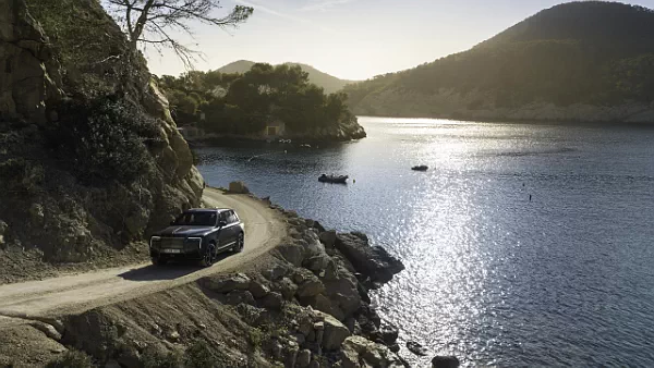 Rolls-Royce Black Badge Cullinan Captain car desktop wallpaper for PC