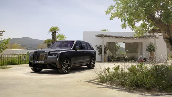 Rolls-Royce Black Badge Cullinan Captain car desktop wallpaper for PC