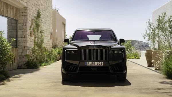 Rolls-Royce Black Badge Cullinan Captain car desktop wallpaper for PC