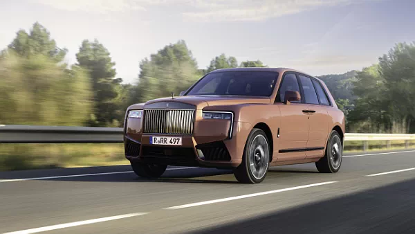 Rolls-Royce Black Badge Cullinan Disruptor car desktop wallpaper for PC