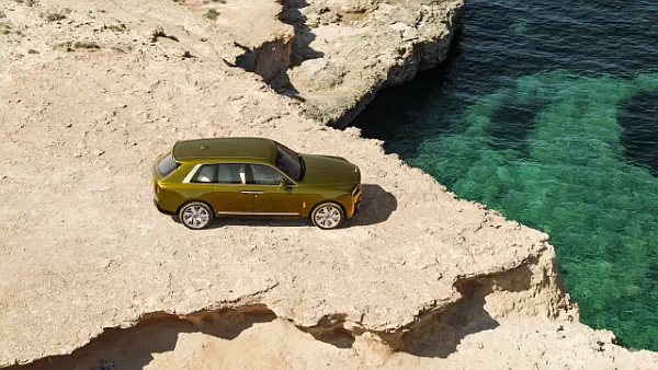 Rolls-Royce Cullinan Disruptor car desktop wallpaper for PC