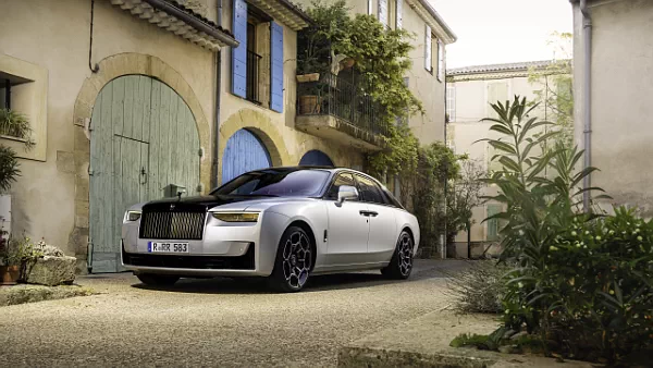 Rolls-Royce Black Badge Ghost Aesthete car desktop wallpaper for PC