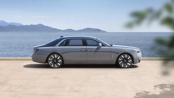 Rolls-Royce Ghost Extended UK-spec car desktop wallpaper for PC